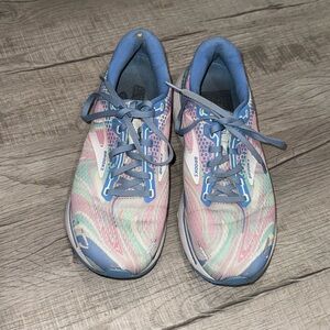 Brooks Women's Ghost Athletic Shoes - Blue and Pink Swirl